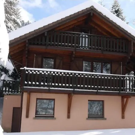 Domek alpejski Le Renne En Bois Au Calme Avec Jacuzzi