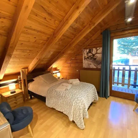 Domek alpejski Le Renne En Bois Au Calme Avec Jacuzzi La Bresse