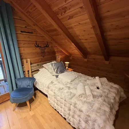 Alpehytte Le Renne En Bois Au Calme Avec Jacuzzi La Bresse