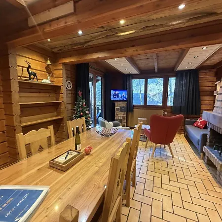 Le Renne En Bois Au Calme Avec Jacuzzi Alpehytte La Bresse