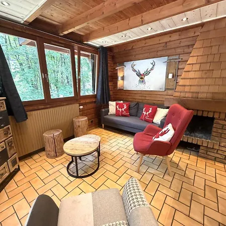 Le Renne En Bois Au Calme Avec Jacuzzi Alpehytte