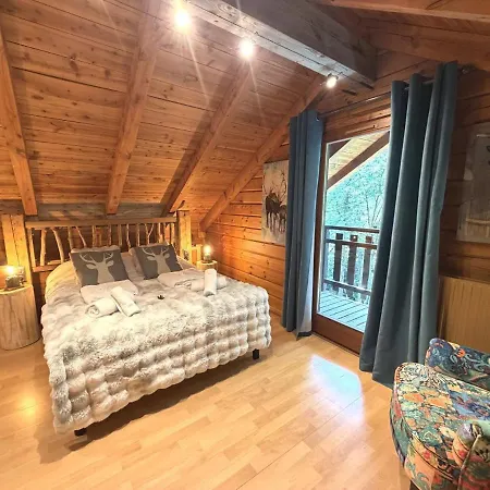 Le Renne En Bois Au Calme Avec Jacuzzi Alpehytte La Bresse
