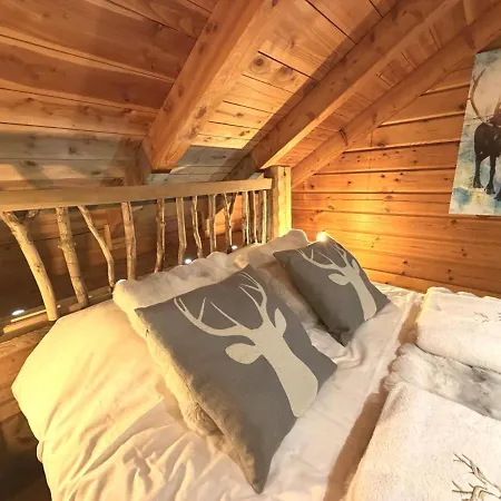 Alpehytte Le Renne En Bois Au Calme Avec Jacuzzi La Bresse