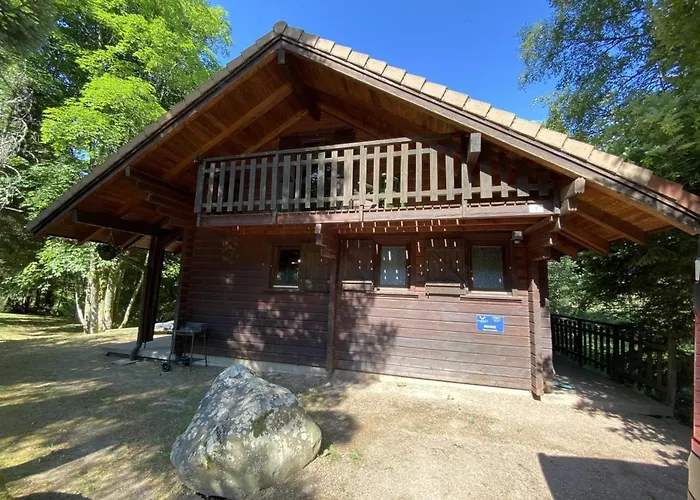 Le Renne En Bois Au Calme Avec Jacuzzi La Bresse